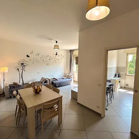 Modernita E Comfort 150mq Penthouse 3 Bedr * ベルガモ